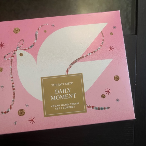 BNIB - Avon The Face Shop Hand Cream Set - Picture 4 of 4